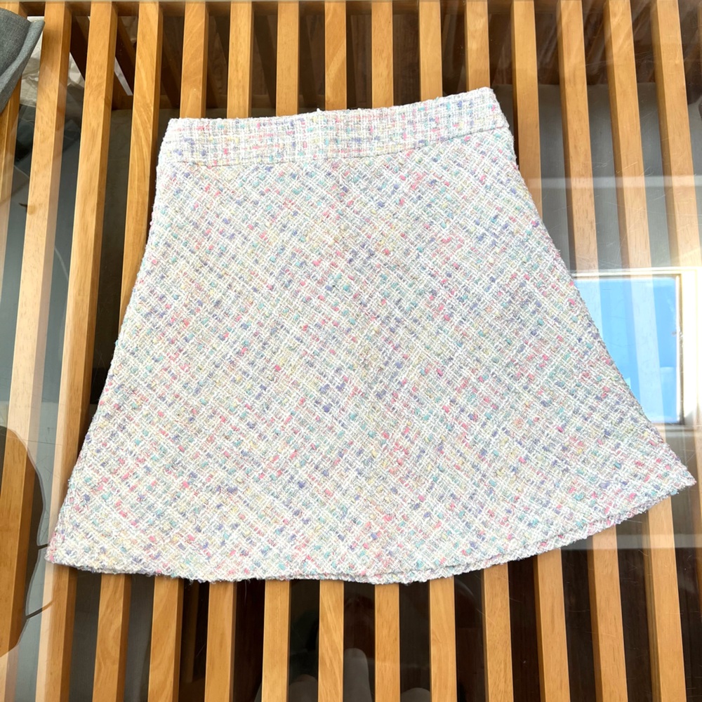Tweeted skirt